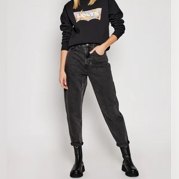 Levi’s Premium High Loose Taper Fit High Rise Jean Black size 26 - Picture 1 of 16